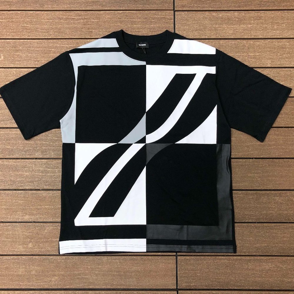 We11 Done Contrasting Color Full Print Large Logo T Shirt